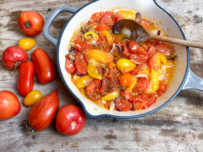 Chili Tomaten: scharfe Tomatensauce aus der Pfanne – Cook &amp; Soul