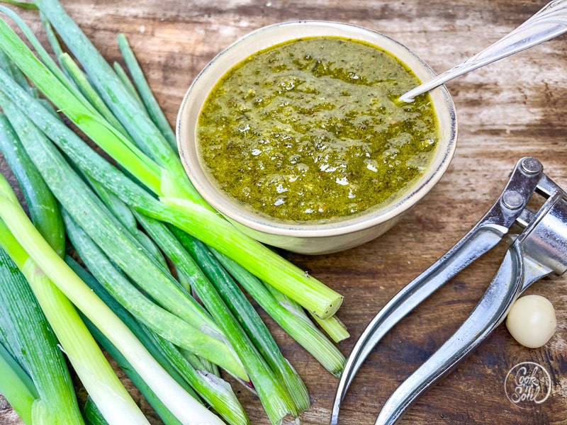 Frühlingszwiebel Pesto