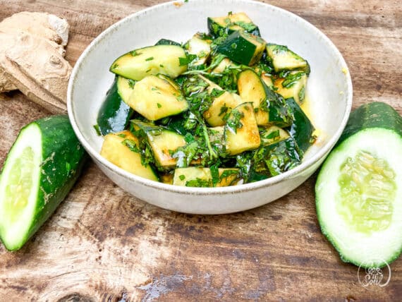 Gurkensalat mit Ingwer: erfrischend &amp; gesund – Cook &amp; Soul