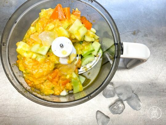 Kalte Tomatensauce zur Pasta: sommerlich &amp; leicht – Cook &amp; Soul