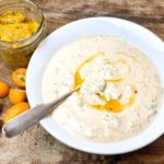 Joghurtsauce mit Orangen