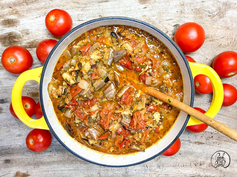 Tomatensauce mit Auberginen