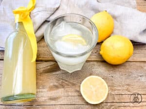 Sirup selber machen aus Zitrone
